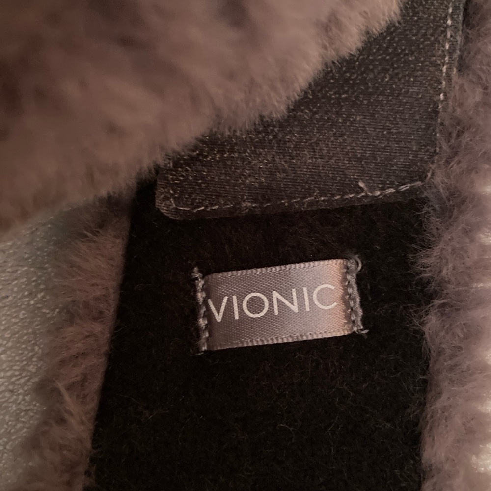 Cozy Faux Fur Slide Slippers Size 8 - Picture 7 of 9